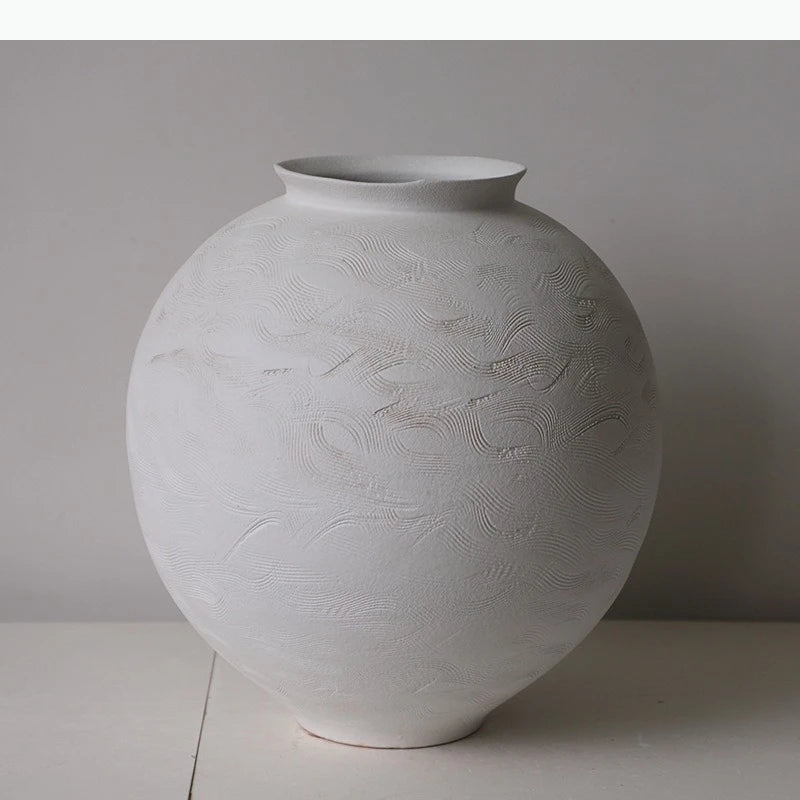vases noirs blancs rayures verticales modernes opaques décoration maison