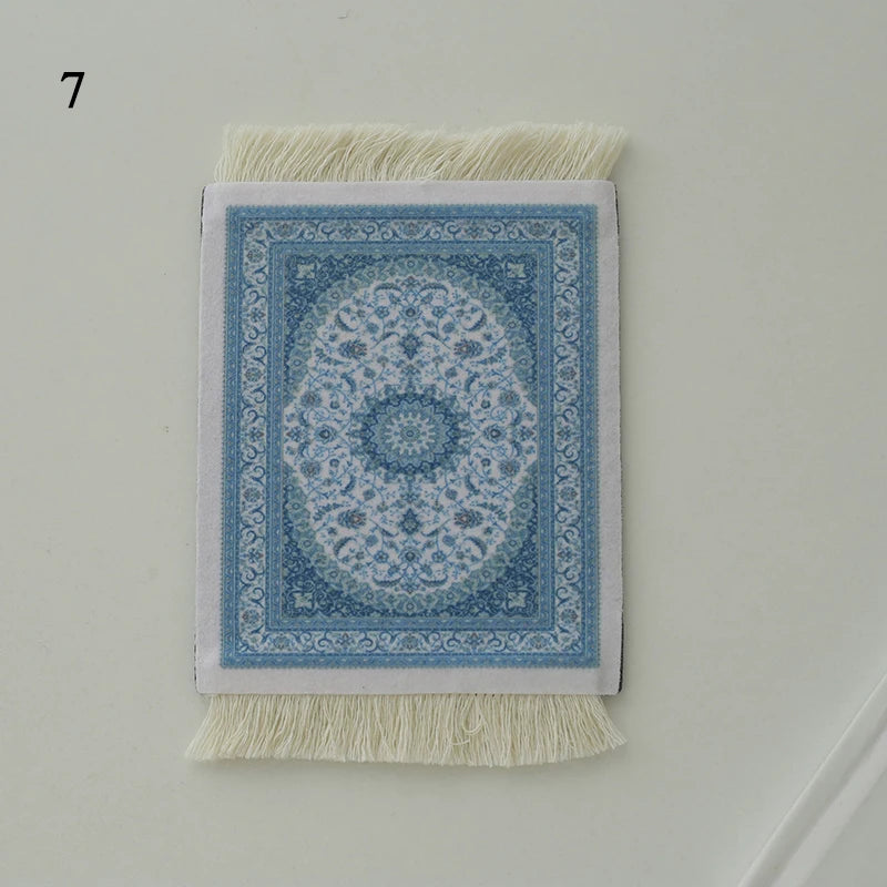 tapis table traditionnel motifs géométriques bleu rouge beige blanc tissu