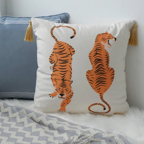 housse coussin carrée velours tigre décorative jaune pompons dorés canapé fauteuil lit