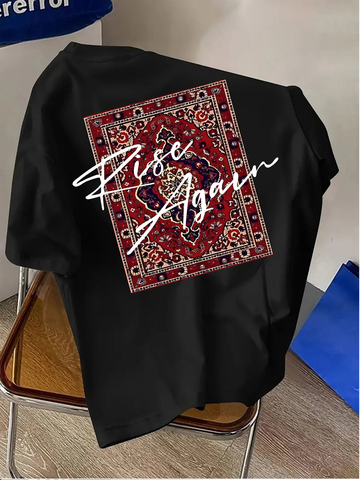 shirt noir blanc bandana rouge motifs bleus dorés coton respirant décontracté été four seasons