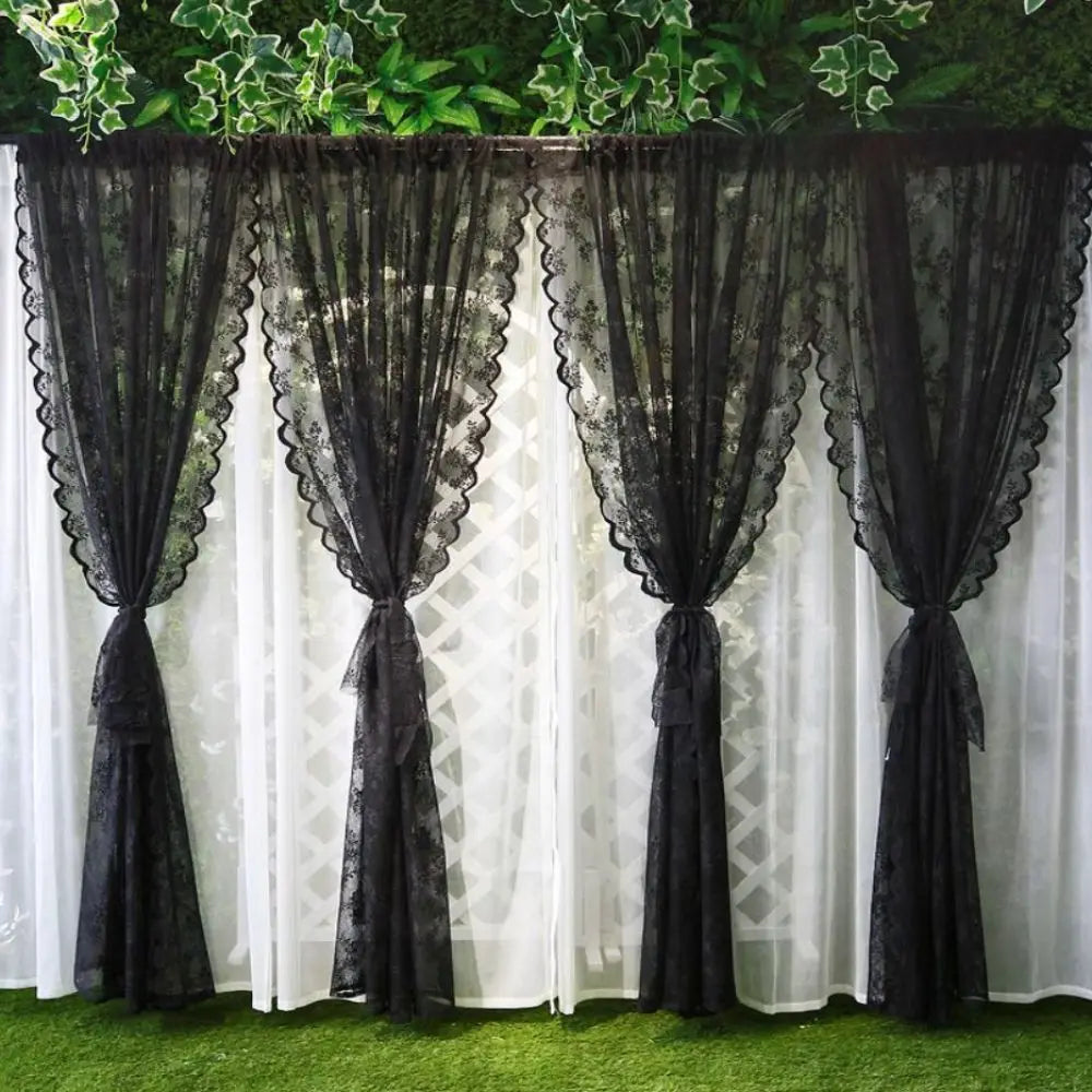 rideaux dentelle florale motifs végétaux bohèmes blanc noir romantiques chambre fille