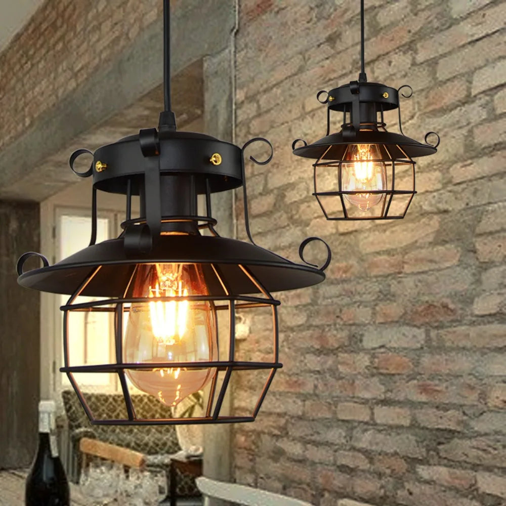 lampe suspendue industrielle cage métallique abatjour noir filaire 90260V fluxlumineux60W stylevieux autonomeposage