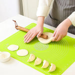 tapis pâtisserie silicone rose vert bleu motifs pâte modeler moderne pratique antiadhésif cuisinerollableoutilcuisson