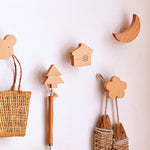 porte clefs animal minimaliste bois clair étoile lune chat lapin oiseau maison arbre crochet