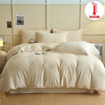 Housse de couette flanelle violette sur lit