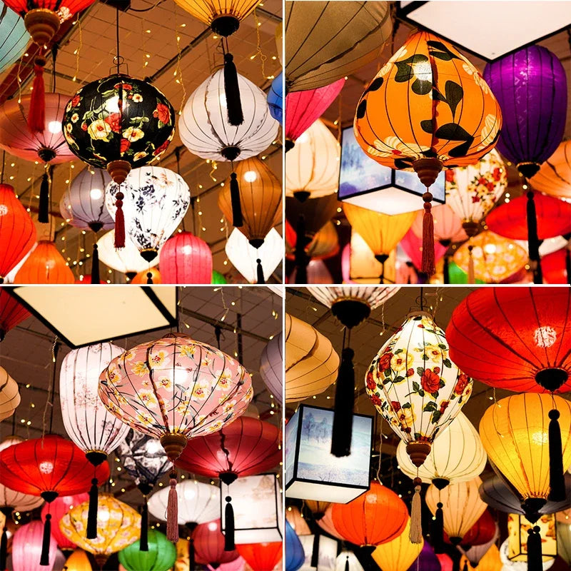 lanterne japonaise traditionnelle rouge fleurs décorative artisanale pompon bois suspendue
