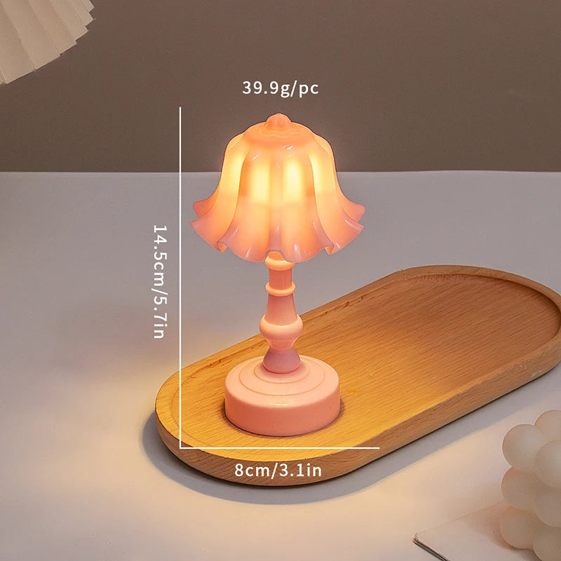 lampe table classique blanche rose plissée maison poupée accessoire miniature jouet enfant