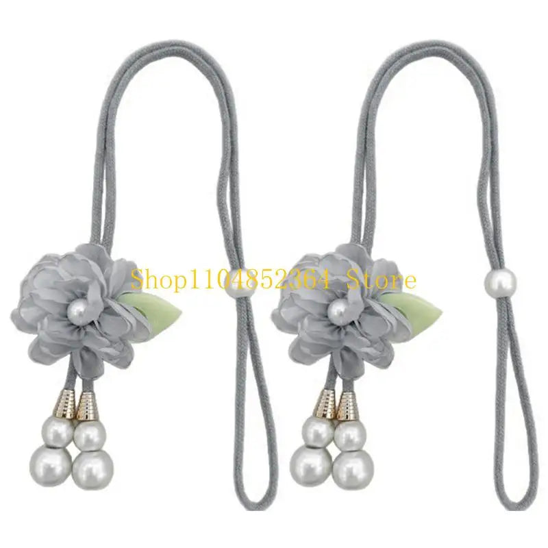 rubans fenêtre décoratifs élégants couleurs variées bleu rose beige