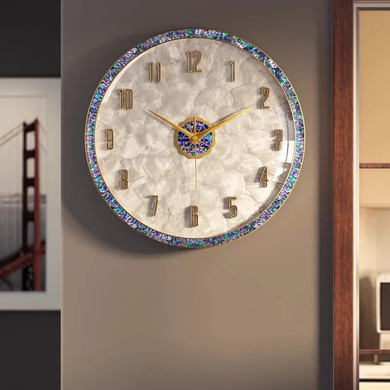 horloge murale moderne décorative aiguille géométrique nacre doré blanc iridescent