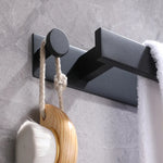 Installation facile accessoires salle de bain sans perçage