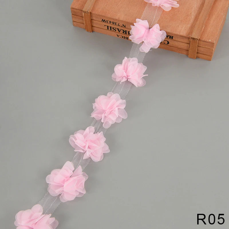 guirlande fleurs artificielles tissu polyester blanc rose bleu vert rouge noir modernes