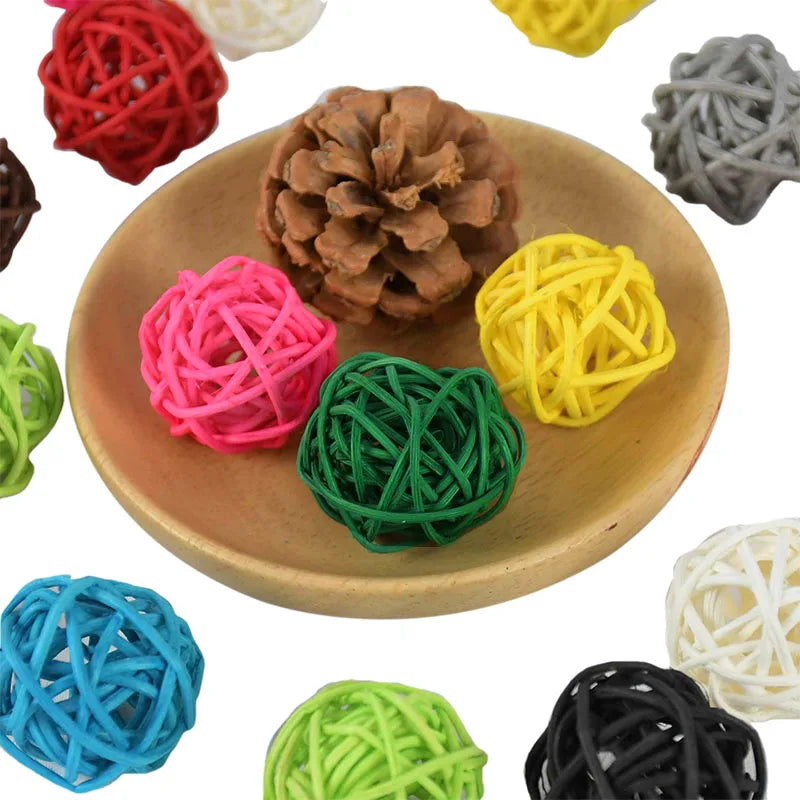 décoration intérieure boules rotin artificielles couleur rouge jaune vert rose blanc noir