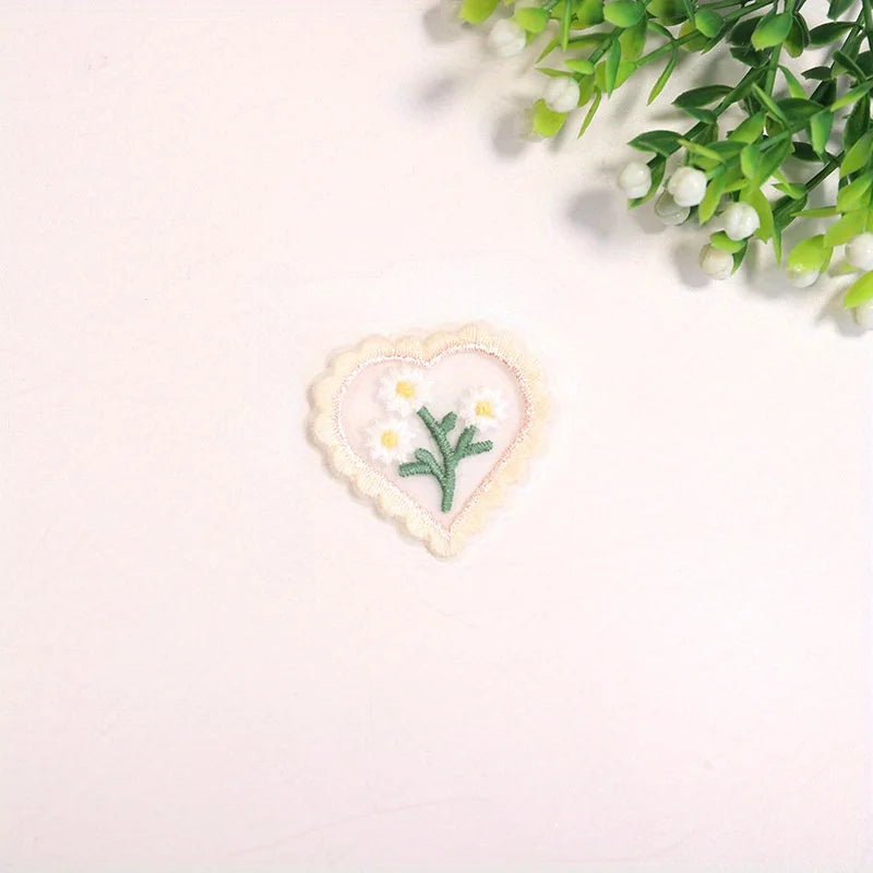 broderies dentelées fleurs simples roses oranges vertes bleues accessoires cheveux femmes adultes traditionnels délicats