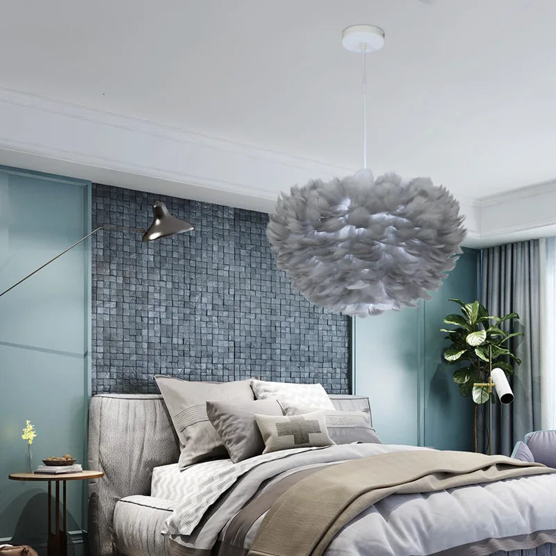 lampe suspendue moderne plumes blanc salon chambre coucher lumière intérieure décoration maison