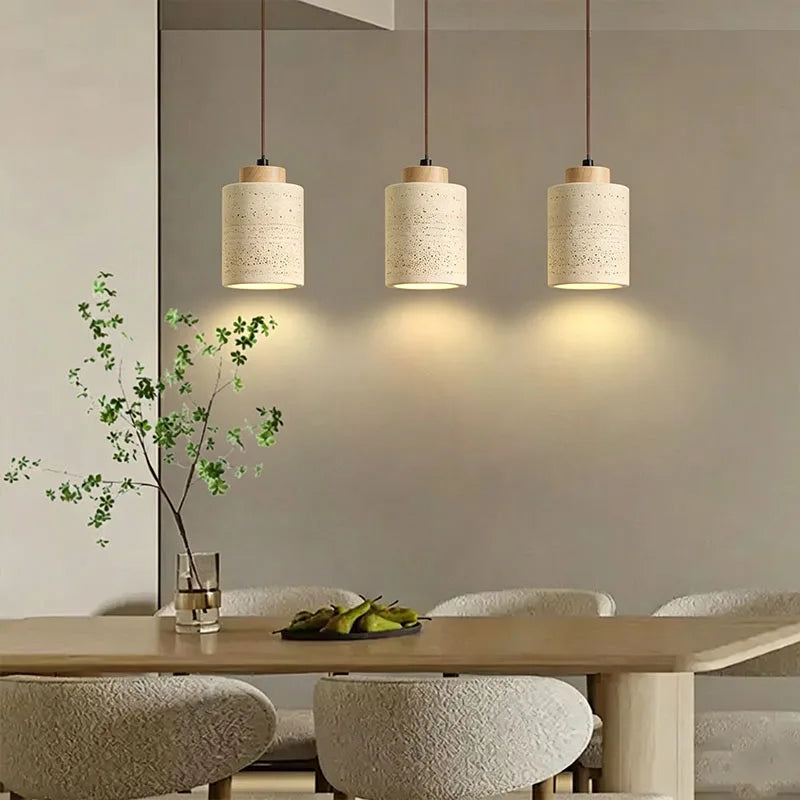 lampe suspendue pierre beige brun texture marbrée moderne minimaliste câble cuir marron ampoule E27
