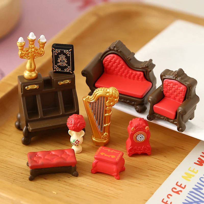 meubles miniatures poupées classiques rouge marron blanc doré texture cuir motifs floraux buste harpe