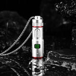 lampe torche rechargeable led noire argent verte compacte éclairage urgence camping voyage porte clés