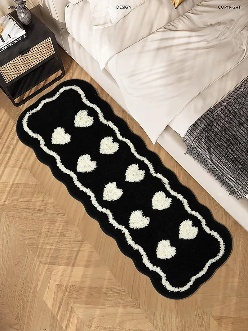 tapis sol moderne motif coeur noir blanc doux antidérapant chambre salon décoration maison