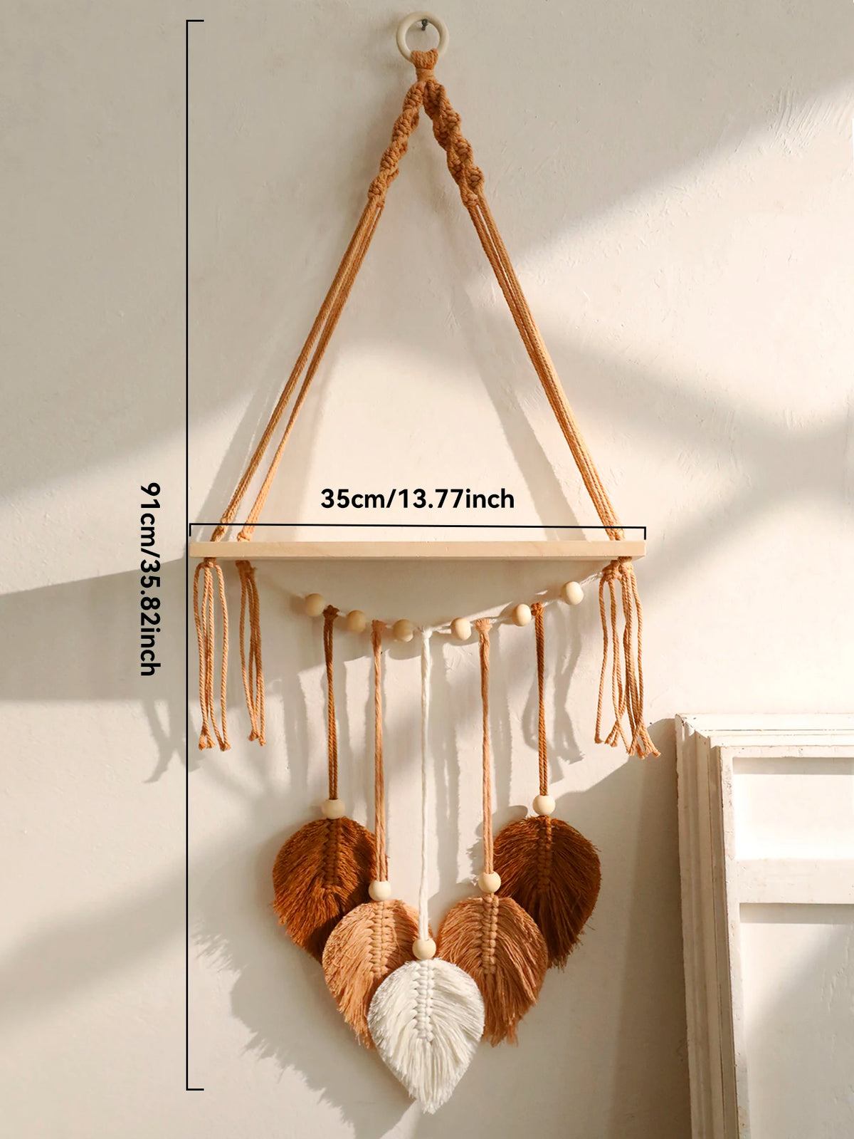 étagère murale bohème macramé franges bois blanc artisanale plante photo vase bois anneaux métalliques