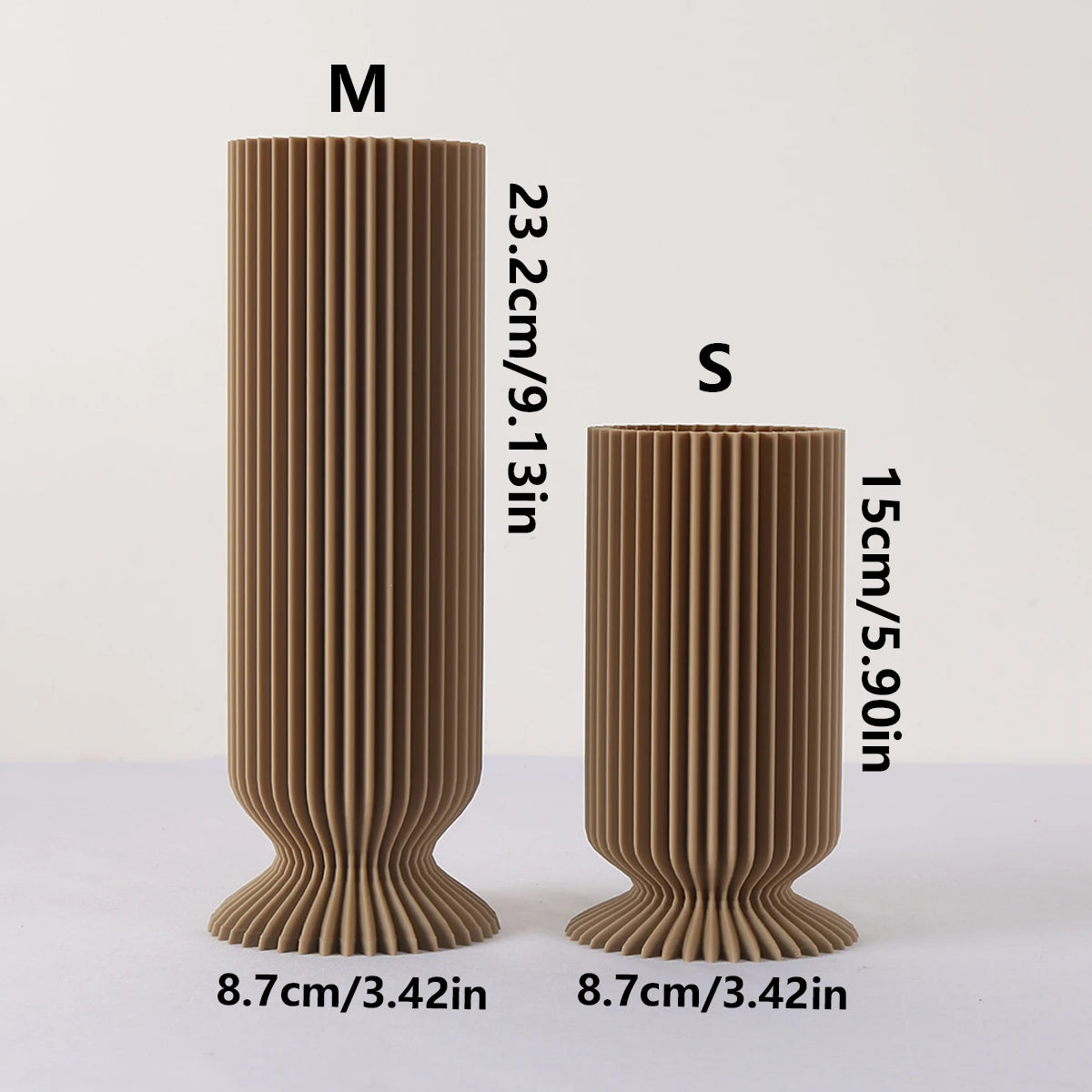 vases noirs marron rayures modernes statuettes bois intérieur salon chambre minimalistes