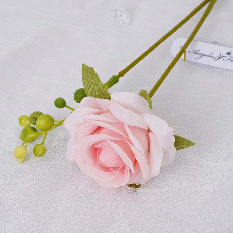 Bouquet fleurs artificielles roses blanches rouges violettes orange classique decoration table mariage événement