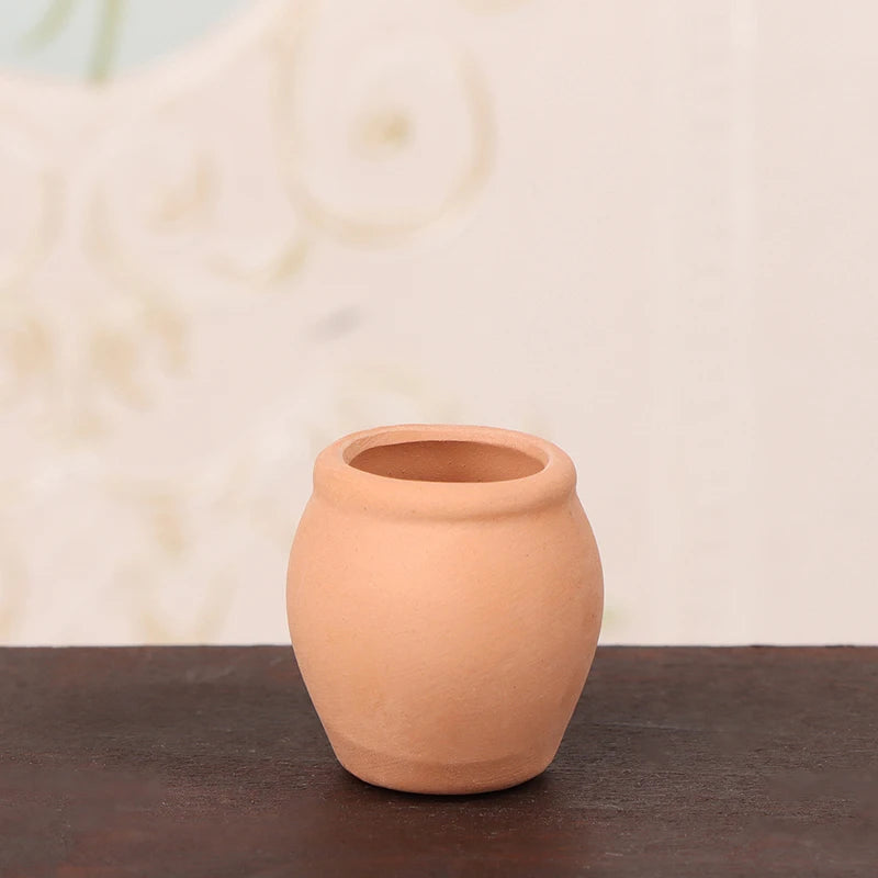 bouteilles vintage céramique bouchons liège vert beige gris clair mat brillant opaques jouet cuisine