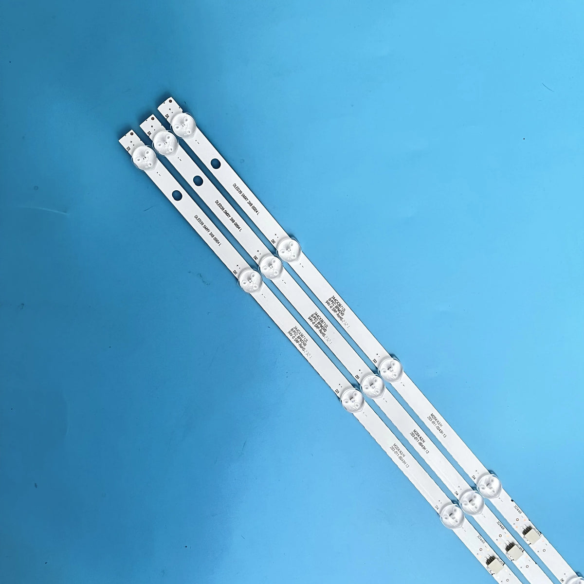 bande lumineuse led blanc moderne aluminium connecteurs électriques flux lumineux haute qualité ccc hd