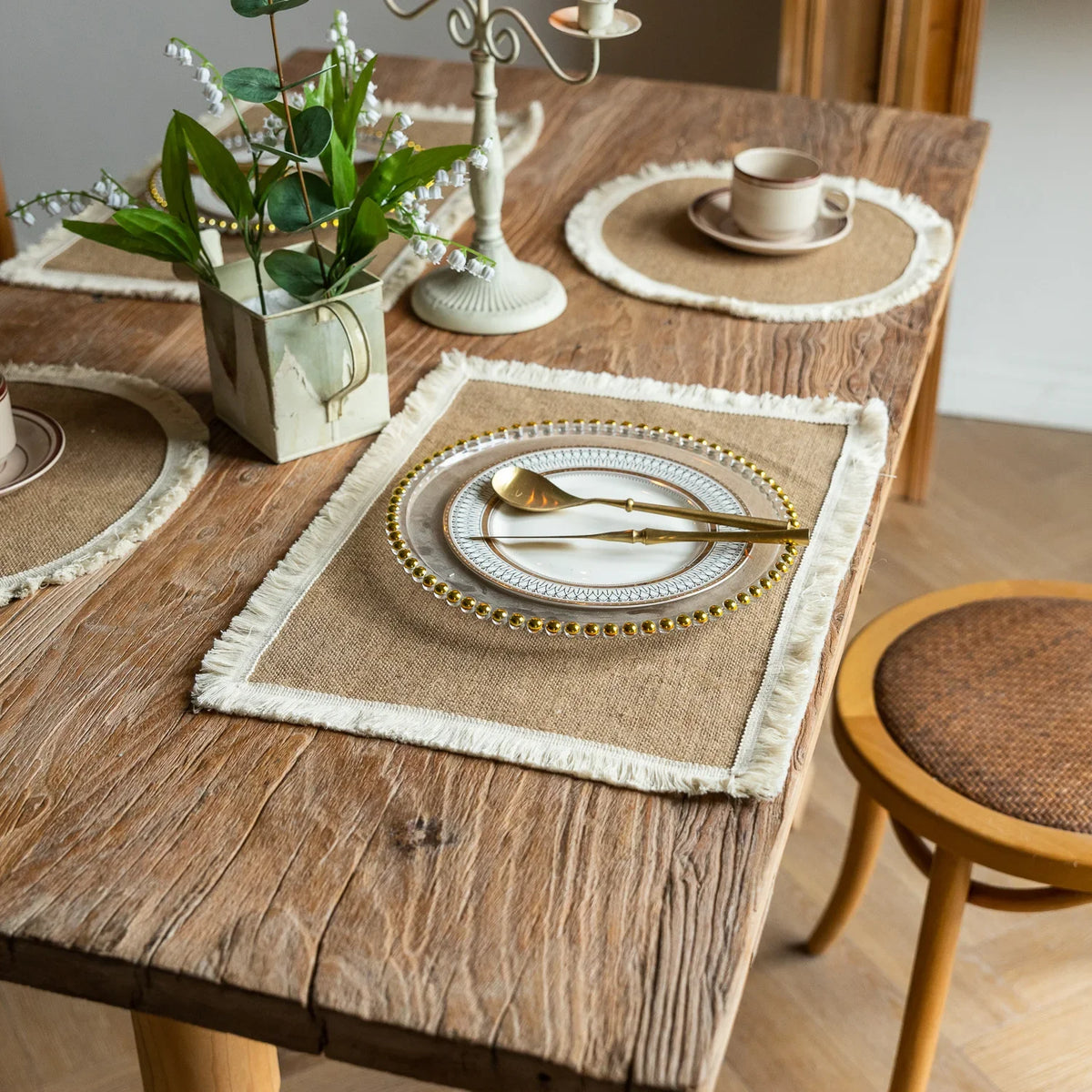 serviettes table beige blanc tissu naturel franges rustique chic noël mariage fêtes anniversaire