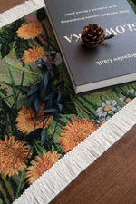 chemin table fleuri vert orange blanc tapisserie bordure frisée coton polyester