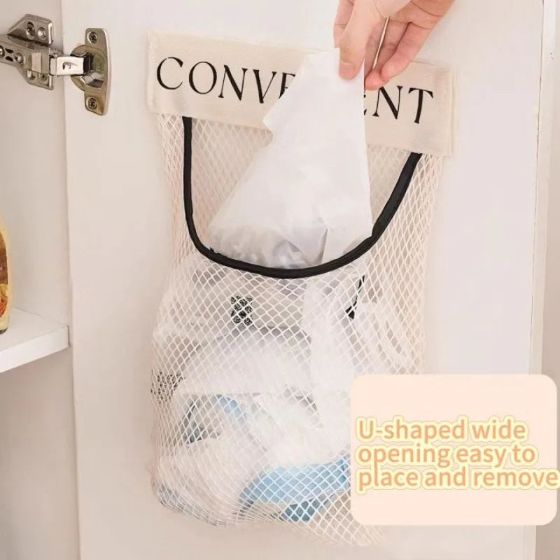sacs rangement mural pliables beige clair maille fine moderne adhésif velcro poignée noire utilisation