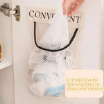 sacs rangement mural pliables beige clair maille fine moderne adhésif velcro poignée noire utilisation