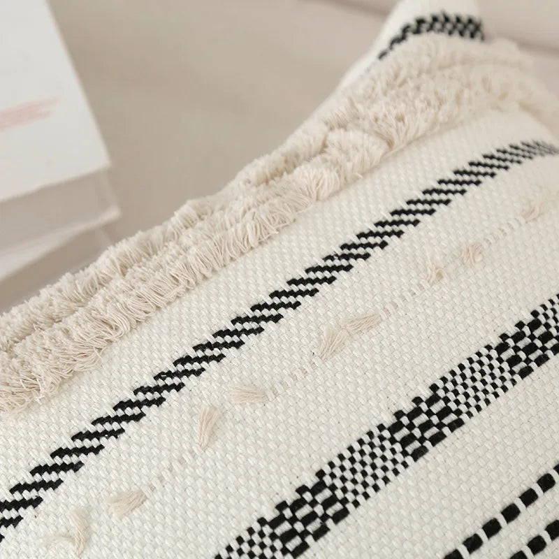 coussin carré boho noir blanc motif géométrique tassel polyester amovible lavable