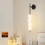 applique murale moderne minimaliste noir globes blancs nordique decoration chambre salon minimaliste