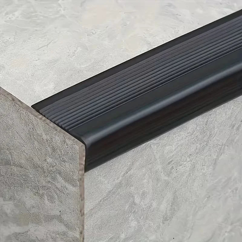 protections marches escalier pvc antidérapantes bandes adhésives texturées noir gris moderne minimaliste 78.74 pouces