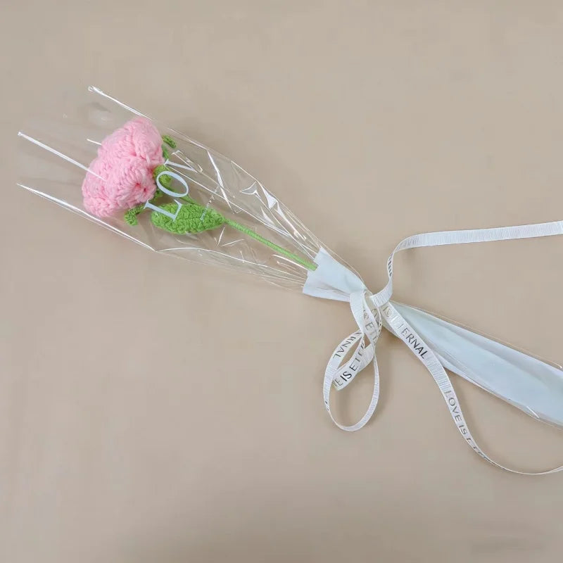 bouquet fleurs tricotées rouge jaune rose vert blanc anniversaire mariage décoration intérieure artisanal creative