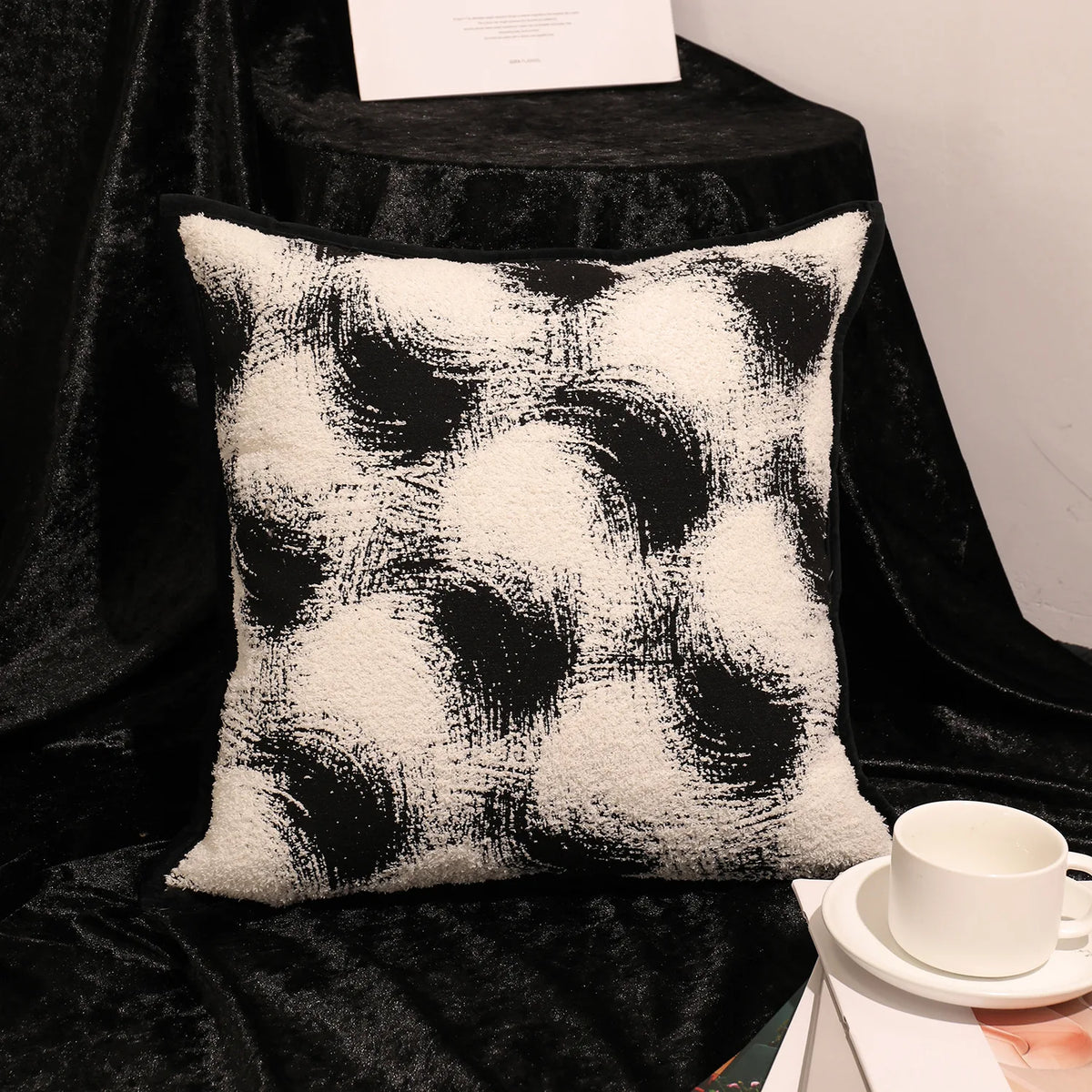 housse coussin moderne nordique motif papillons blanc noir polyester 45x45cm decoration salon