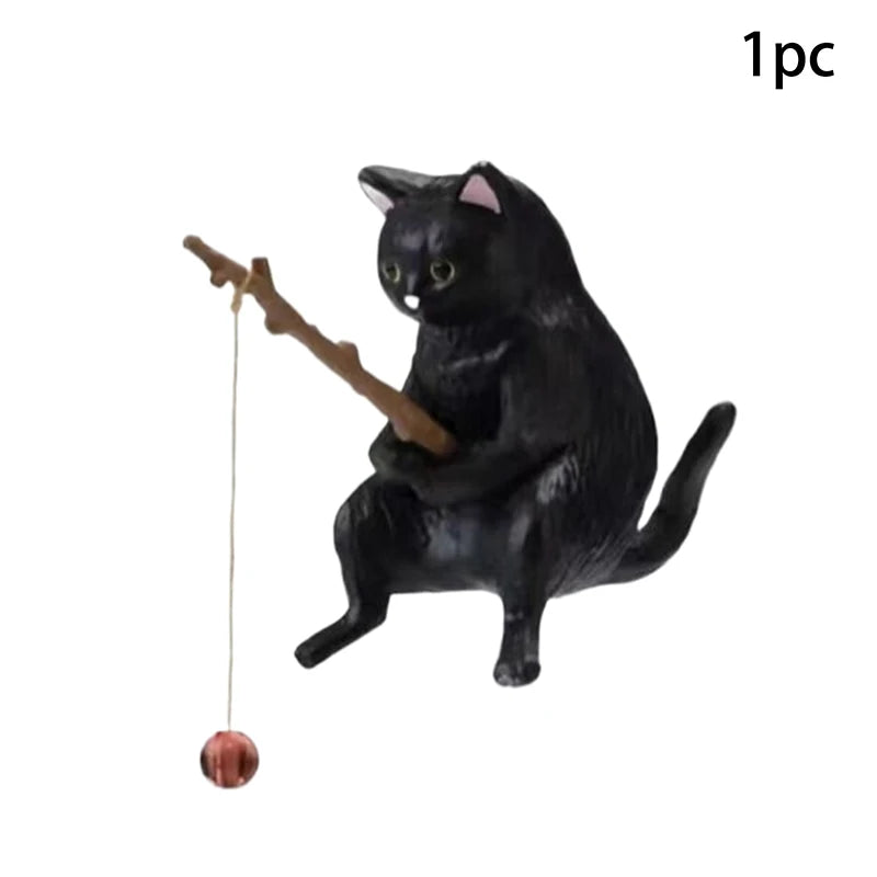 figurines chats décoration suspendue peluche tringle maison blanc noir orange