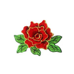décorations brodées roses feuilles vertes écussons couture accessoires mariage couleurs variées féminin