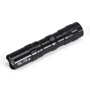 lampe torche led super lumineuse noire texturée moderne étanche 9.5cm compact zoom