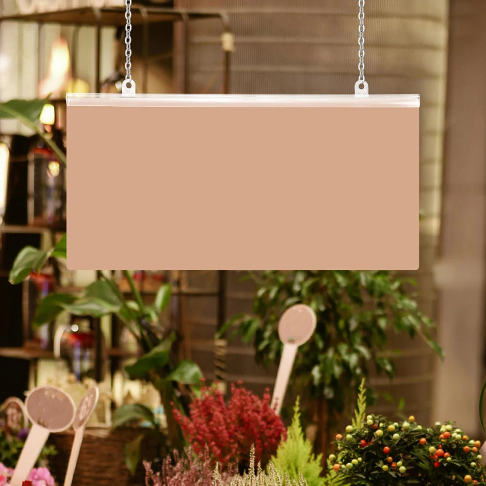 supports présentation vêtements blancs modernes chaînes opaques lisses commercial