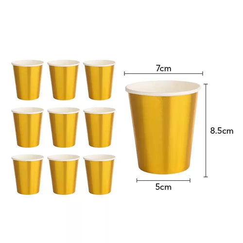 assiettes dorées blanc verres serviettes nappe mariage anniversaire fêtes occasions festives