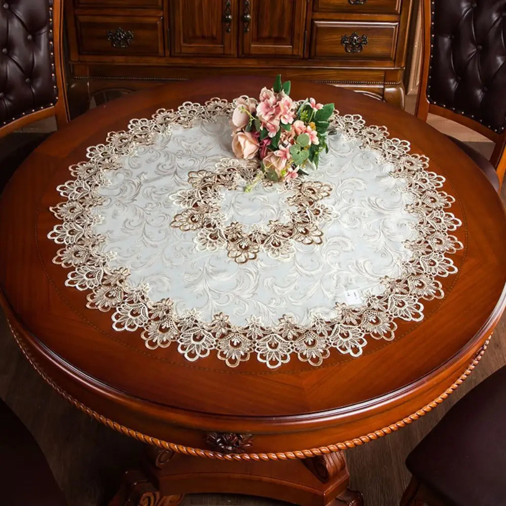 nappe ronde fleurs complexes crème blanc marron semi translucide élégante table dîner 60 70
