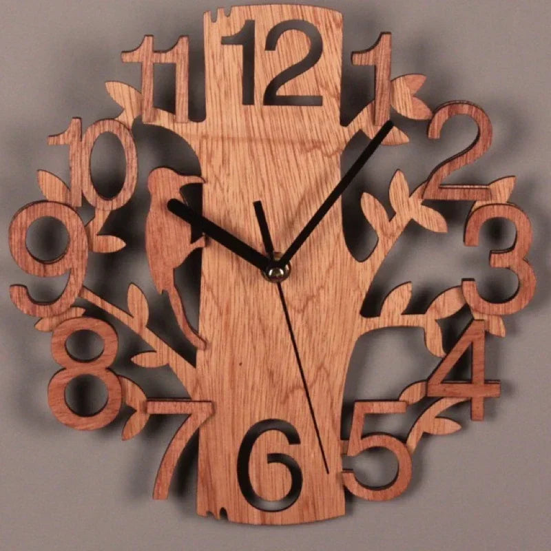 horloge murale bois naturel motif arbre oiseaux moderne élégante salon chambre rusticité