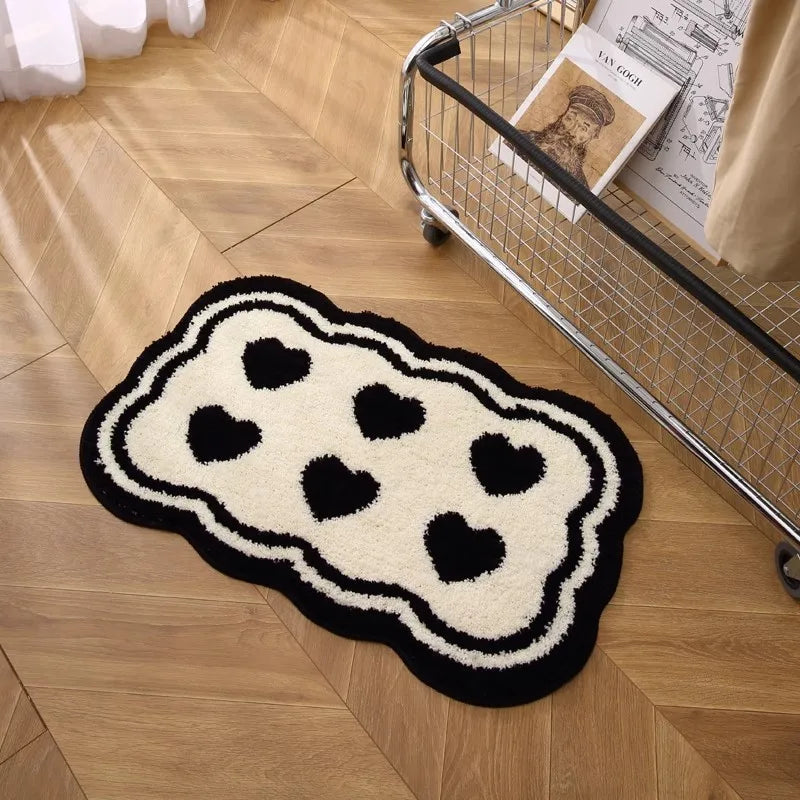 tapis salle bain moderne microfibre coeurs relief noir crème décoration antidérapant