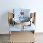 coussin chaise haute ours enfant marron clair confortable chevaux blancs vert olive