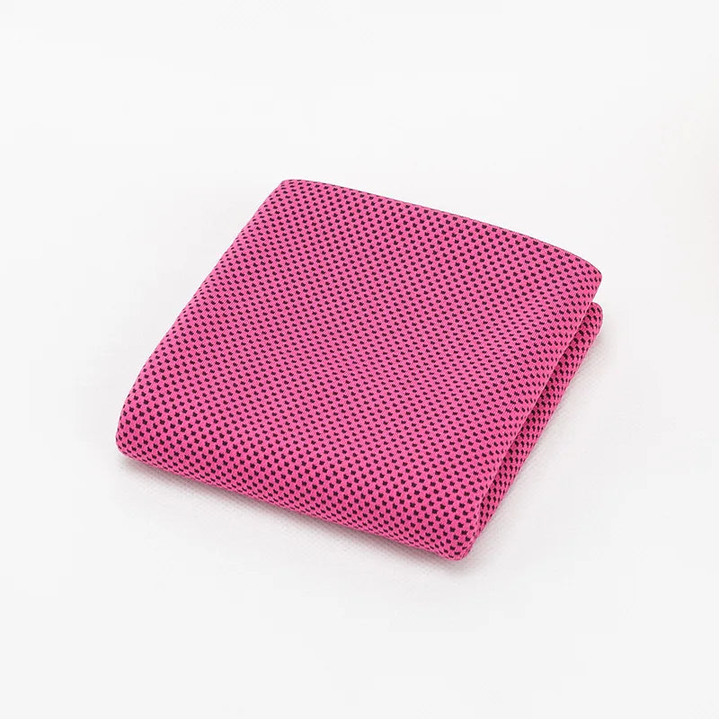 serviette microfibre vert rose bleu gris sportive absorption rapide séchage adhésif gym