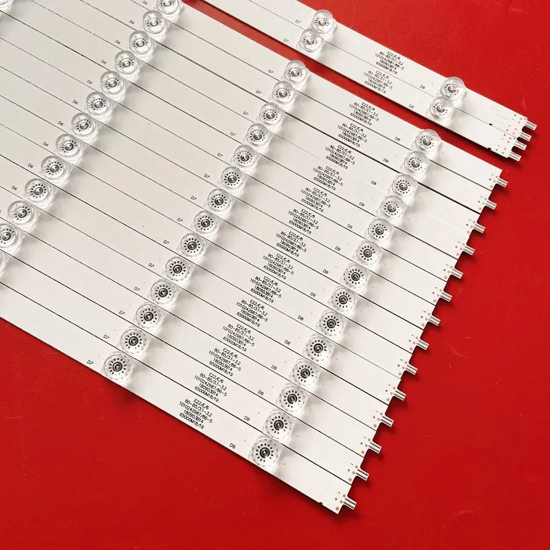 bande lumineuse led blanc moderne rangées diodes opaques connecteurs électriques