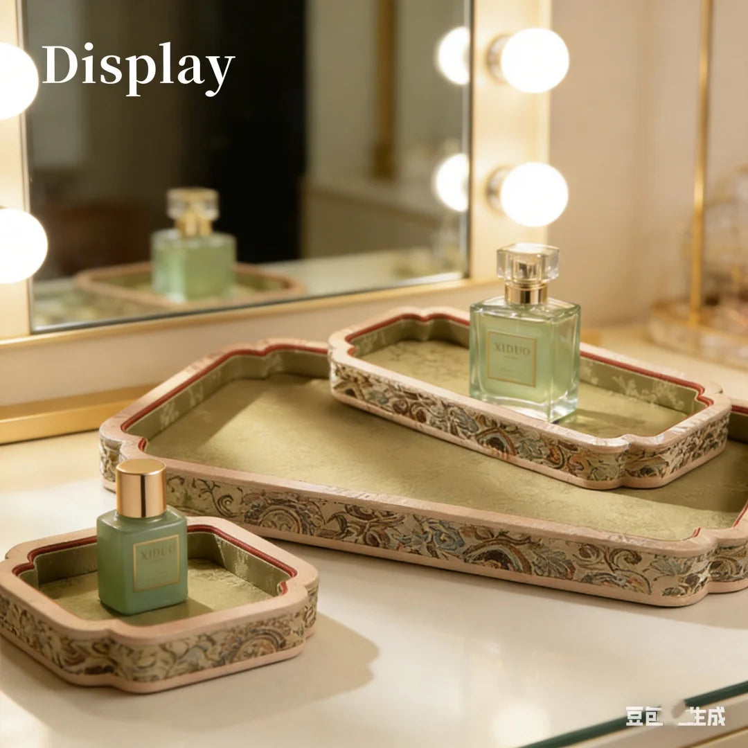 plateau présentation bijoux luxe palais chinois ornements floraux rangement bijoux parfum