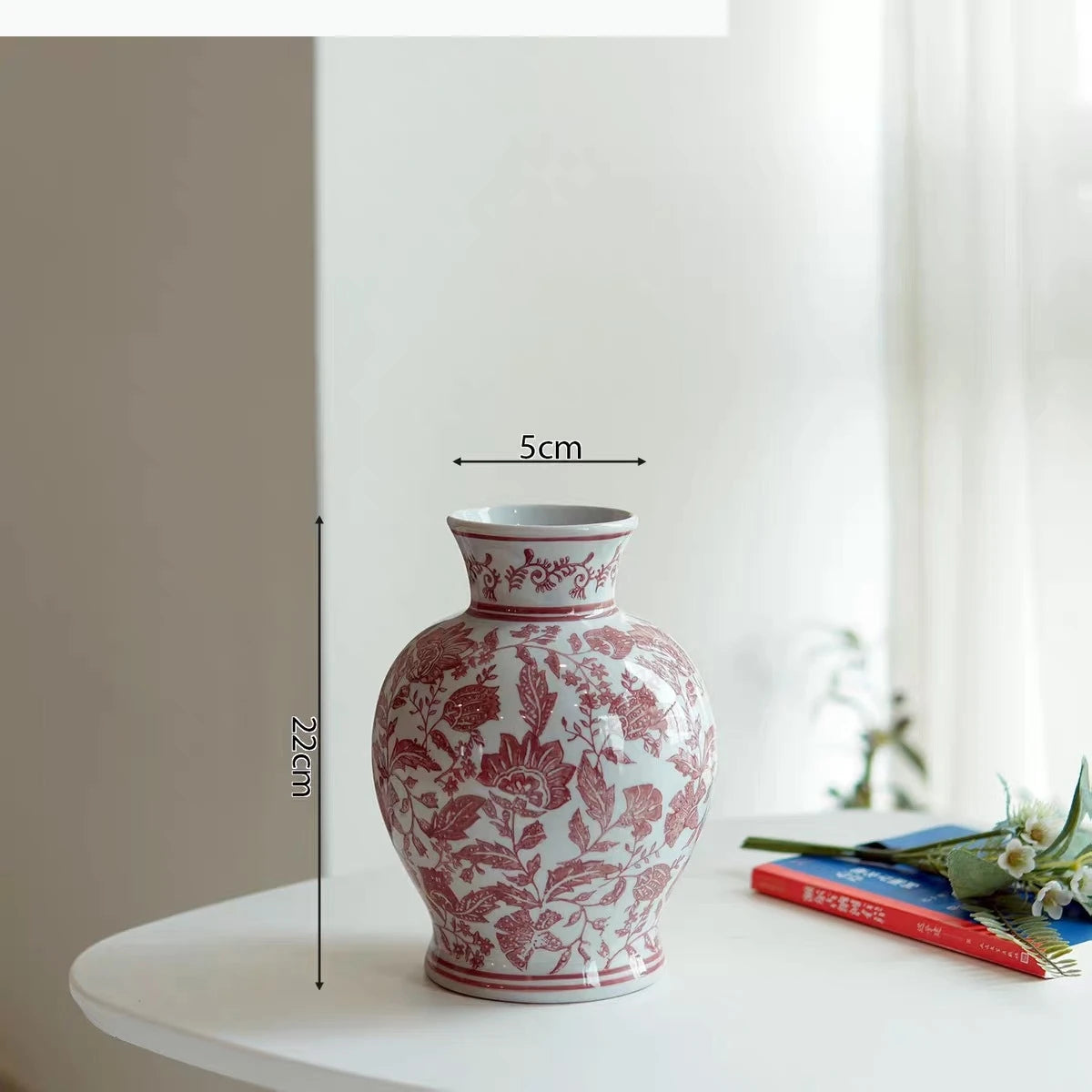 vase blanc rouge fleurs classique arrangement floral opacité décoration maison transparent