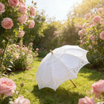 parapluie dentelle blanc vintage élégant poignée bois bleu vert mariage voyage
